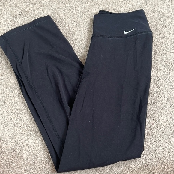 Nike Pants - Nike yoga pants